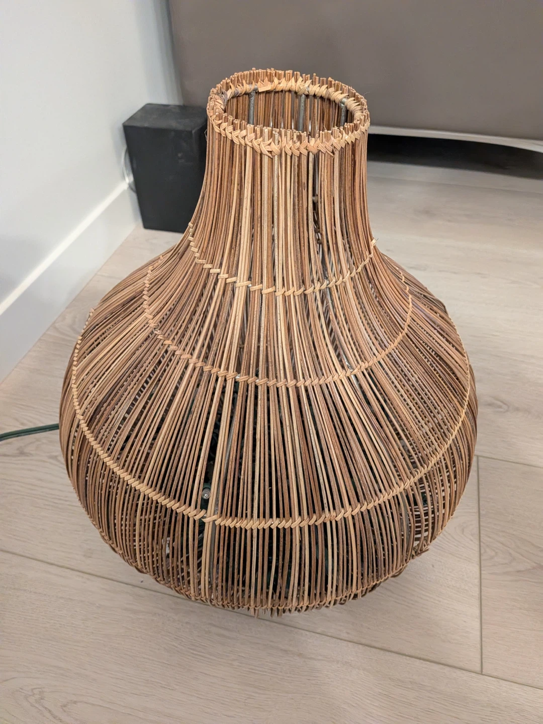 Woven Rattan Table Lamp with String Lights - photo 2