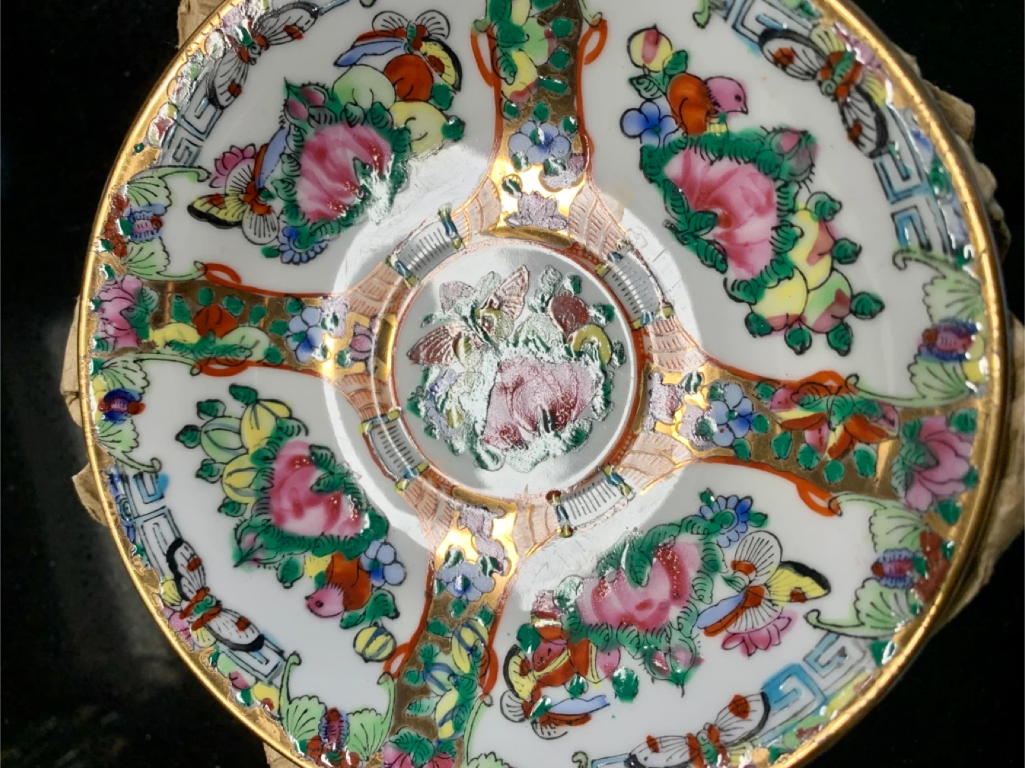 2 Set of 6 Vintage hand painted Rose Medallion Saucers - photo 4