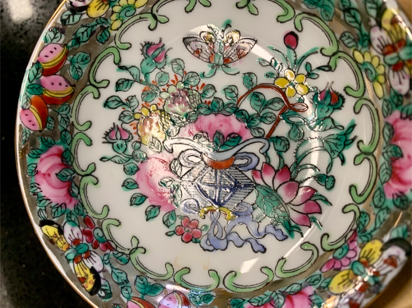 2 Set of 6 Vintage hand painted Rose Medallion Saucers - photo 3
