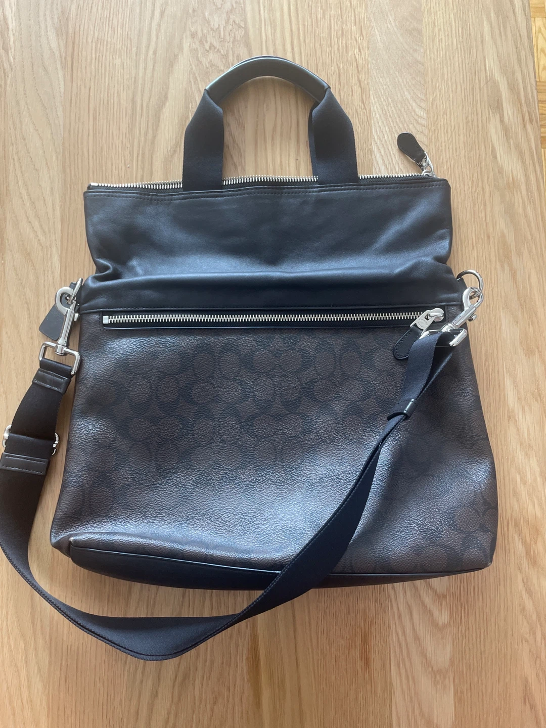 Coach Signature Canvas Tote Bag - photo 2