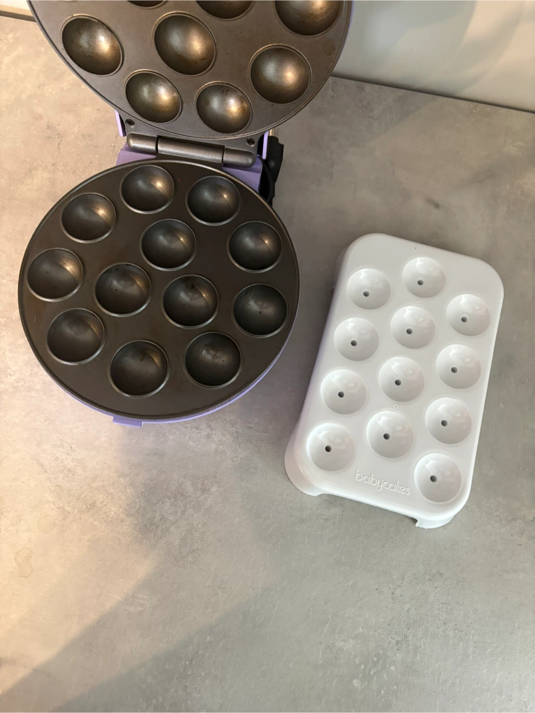 Babycakes Cake Pops Maker - Purple - photo 3