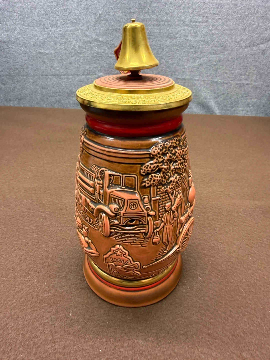 Avon Firefighters Stein 1989 With Lid - photo 2