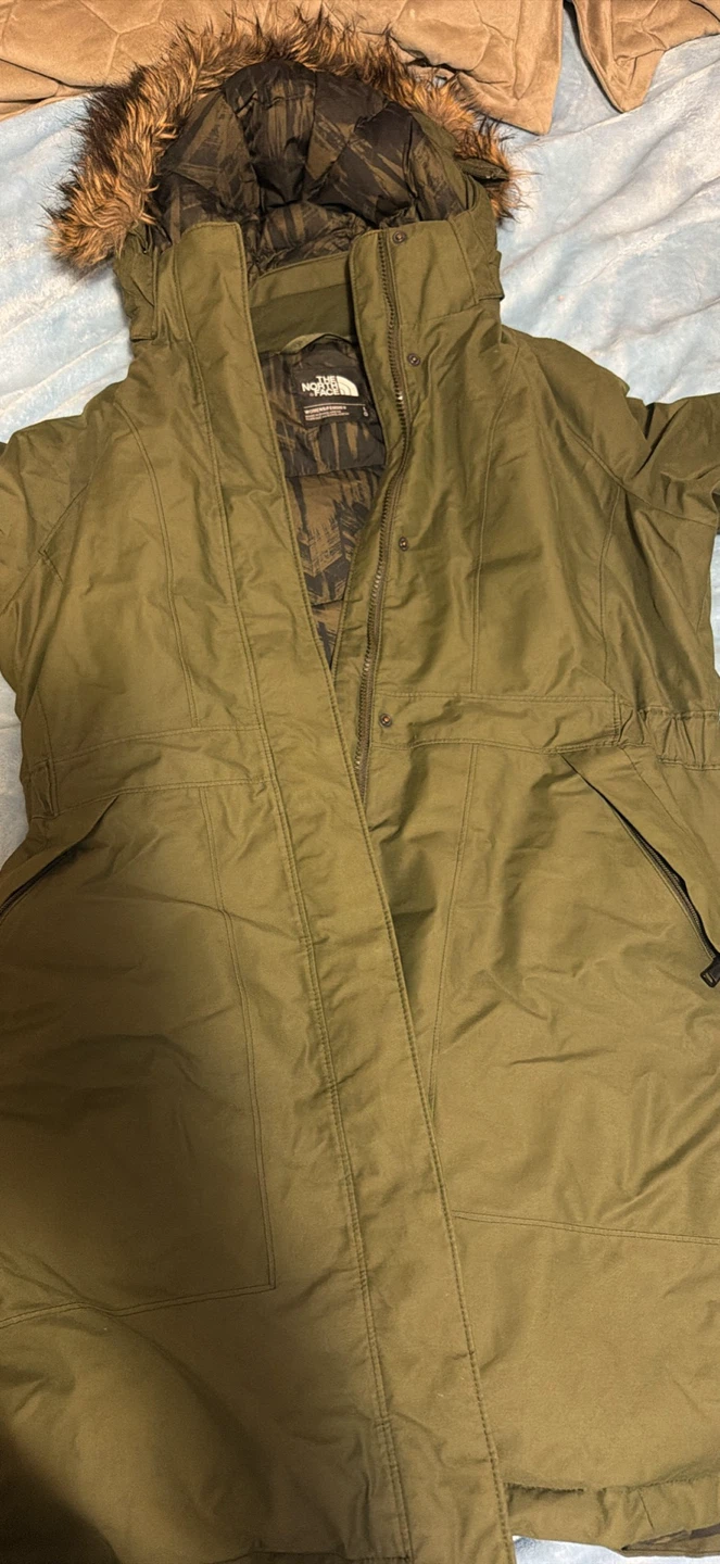 The North Face Women's Insulated Parka Jacket