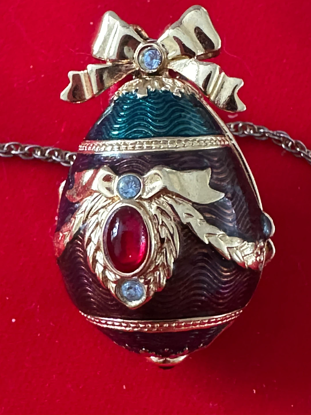 Joan Rivers Classics Egg Locket Watch Necklace