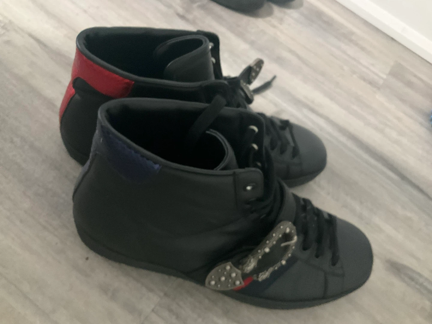 Authentic Gucci Black Leather High-Top Sneakers with Red Stripe - photo 3