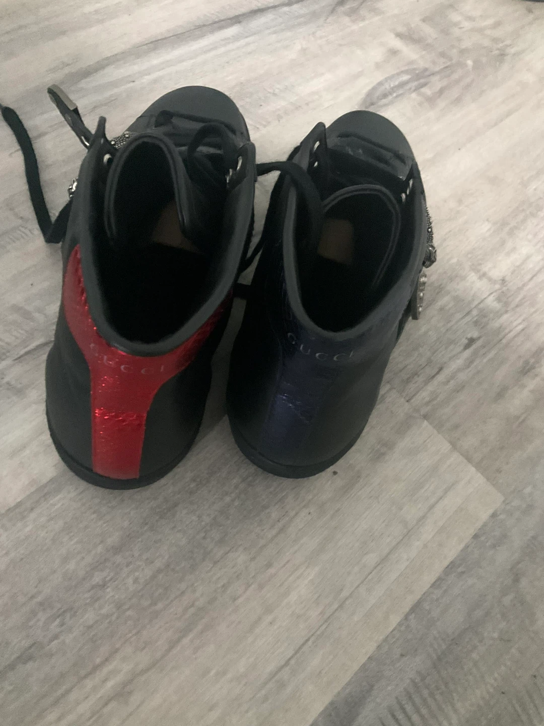 Authentic Gucci Black Leather High-Top Sneakers with Red Stripe - photo 2