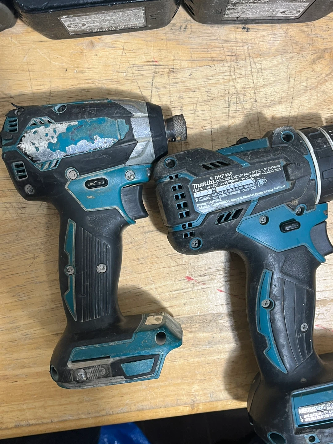 Makita Cordless Drills with 3 Batteries - photo 2