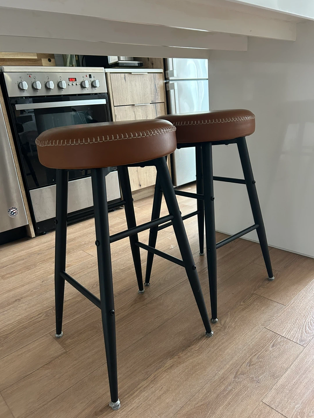 MUST GO! VASAGLE Bar Stools - Set of 2