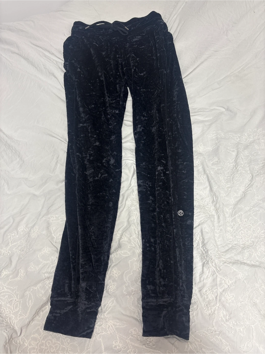 Lululemon Black Velvet Track Pants size 4
