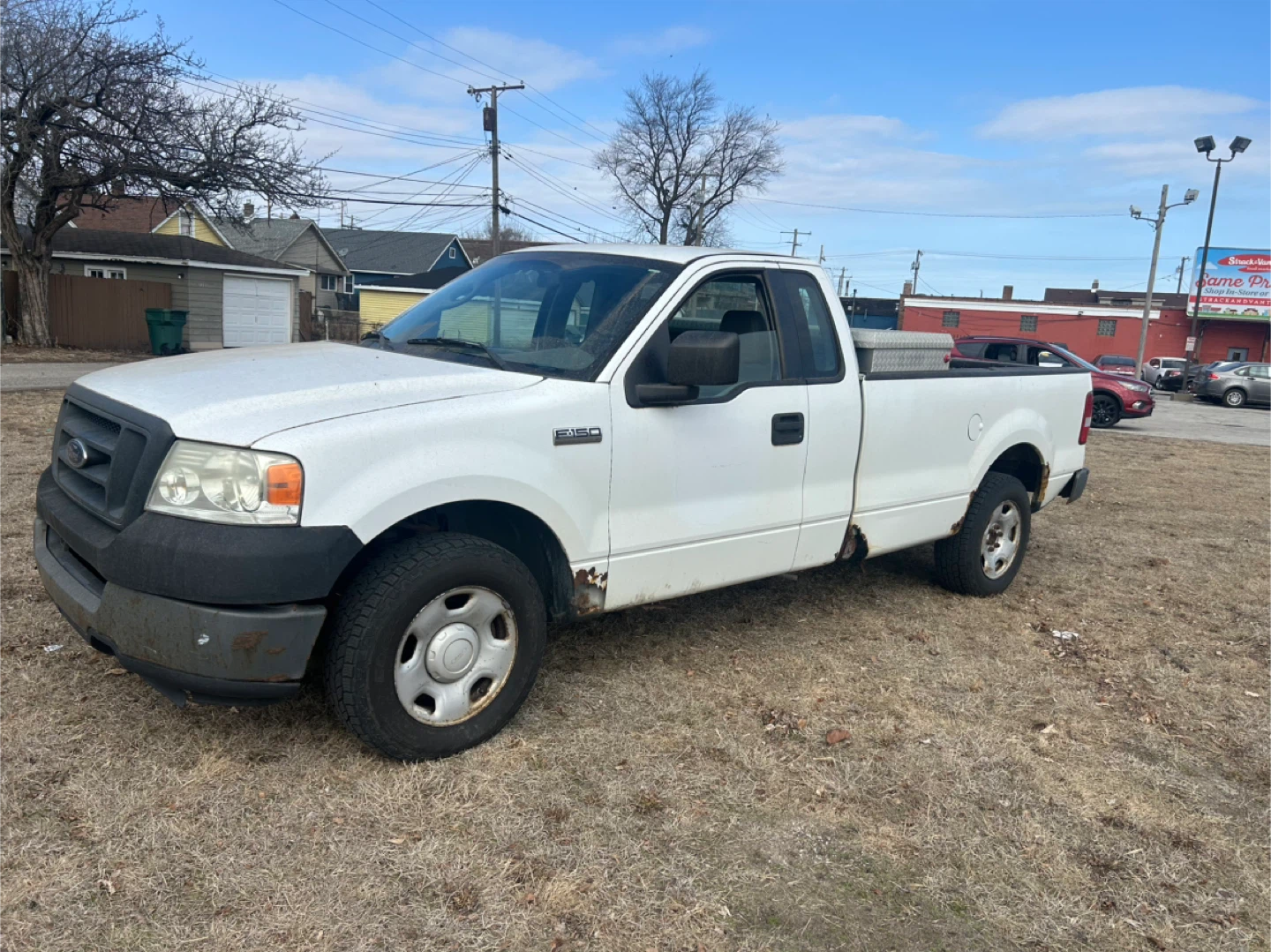 White Ford F-150 Pickup Truck- 2005 - photo 2