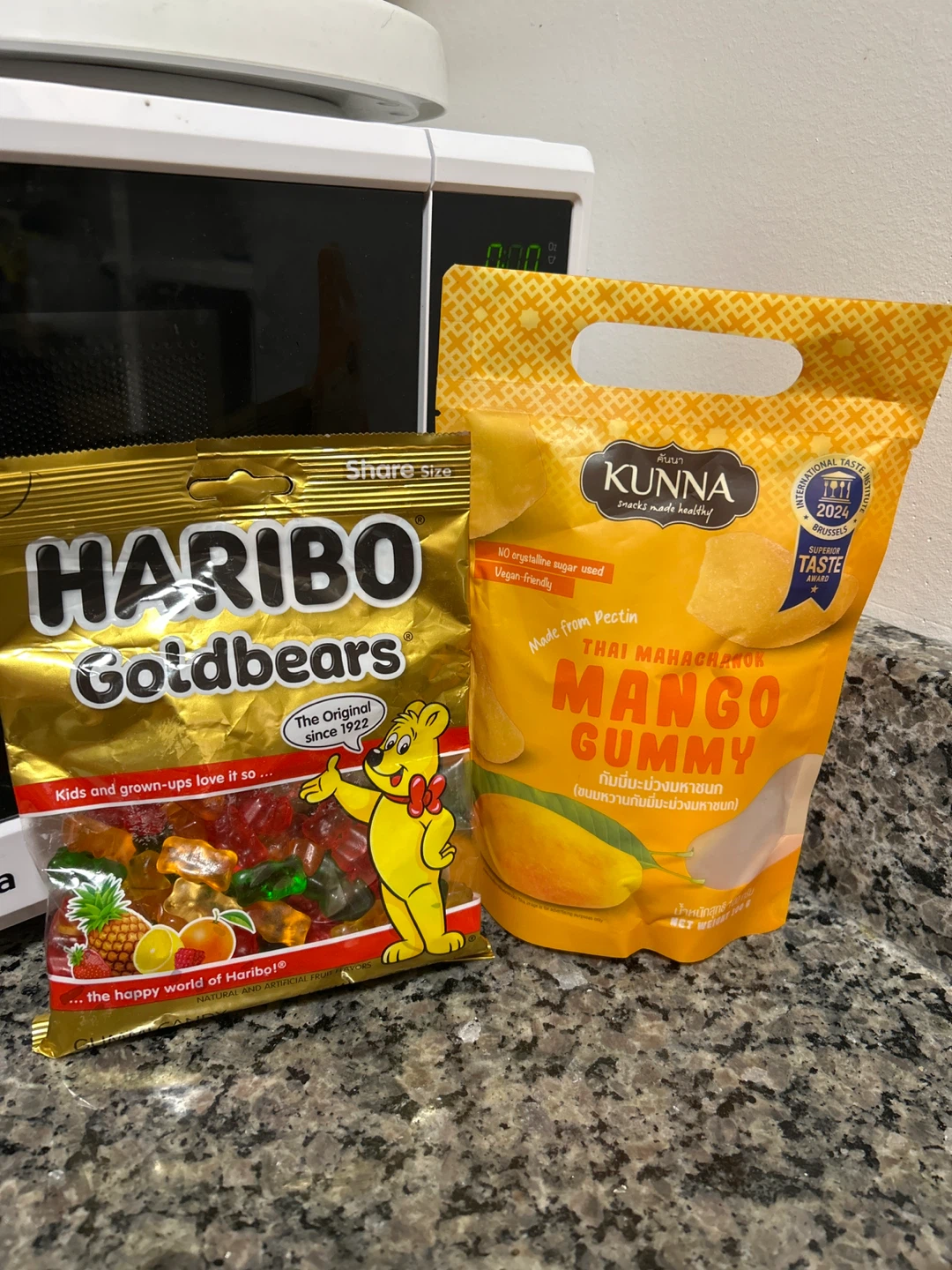 🆓 Haribo Goldbears and Kunna Mango Gummy Candy 🥕