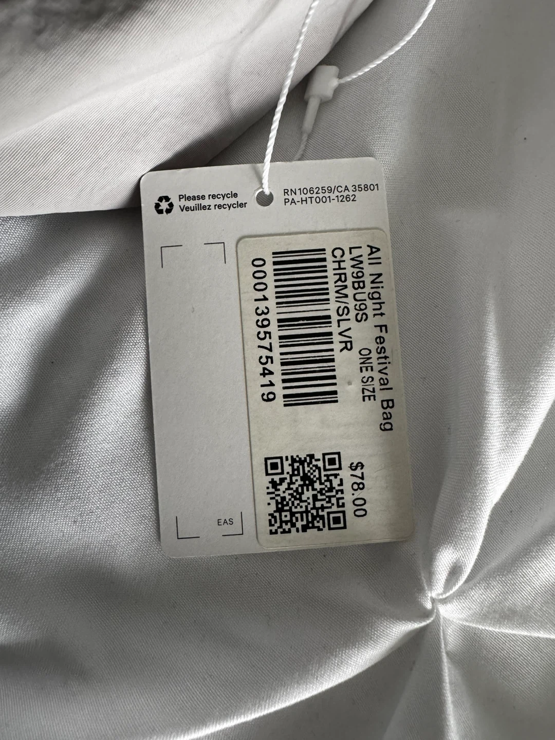 Lululemon All Night Festival Bag Silver Birch - photo 3
