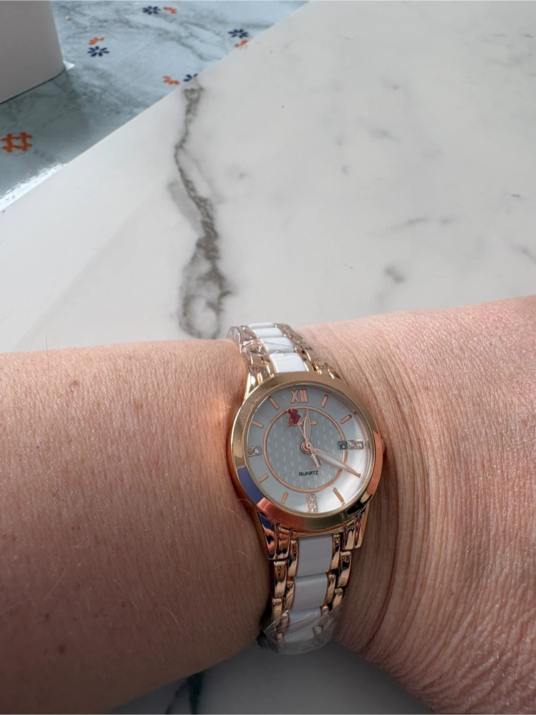 Elegant Rose Gold & White Women’s Watch – Quartz – With Box - photo 2