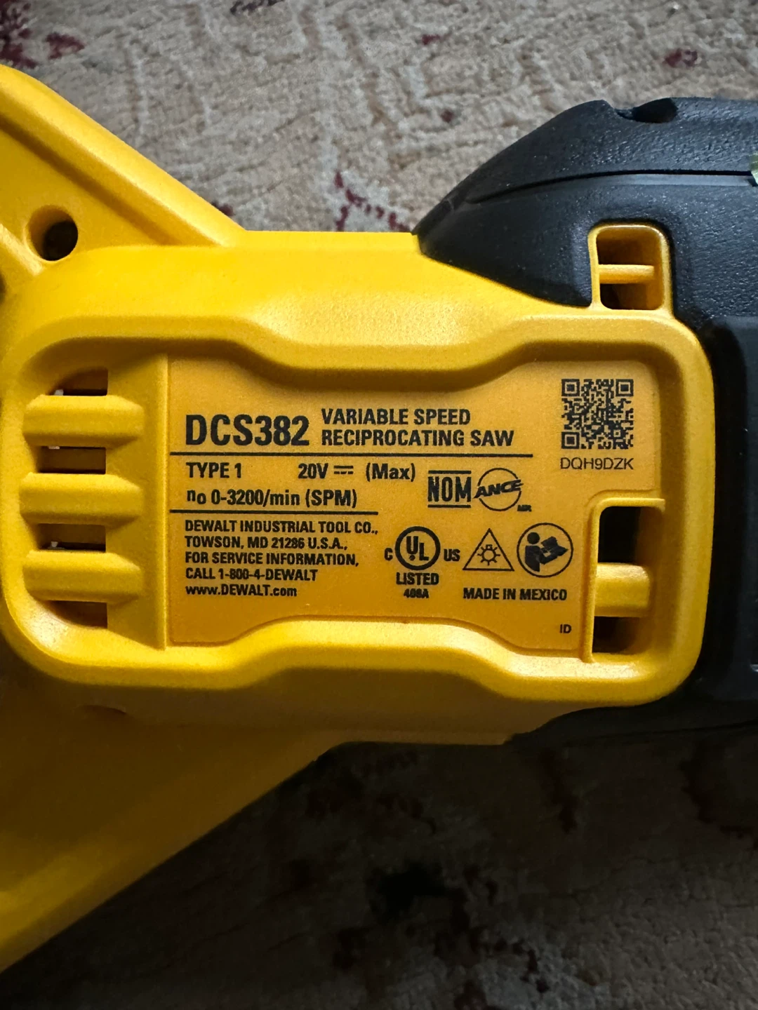 DEWALT DCS382 XR 20V Brushless Variable Speed Reciprocating Saw - photo 2