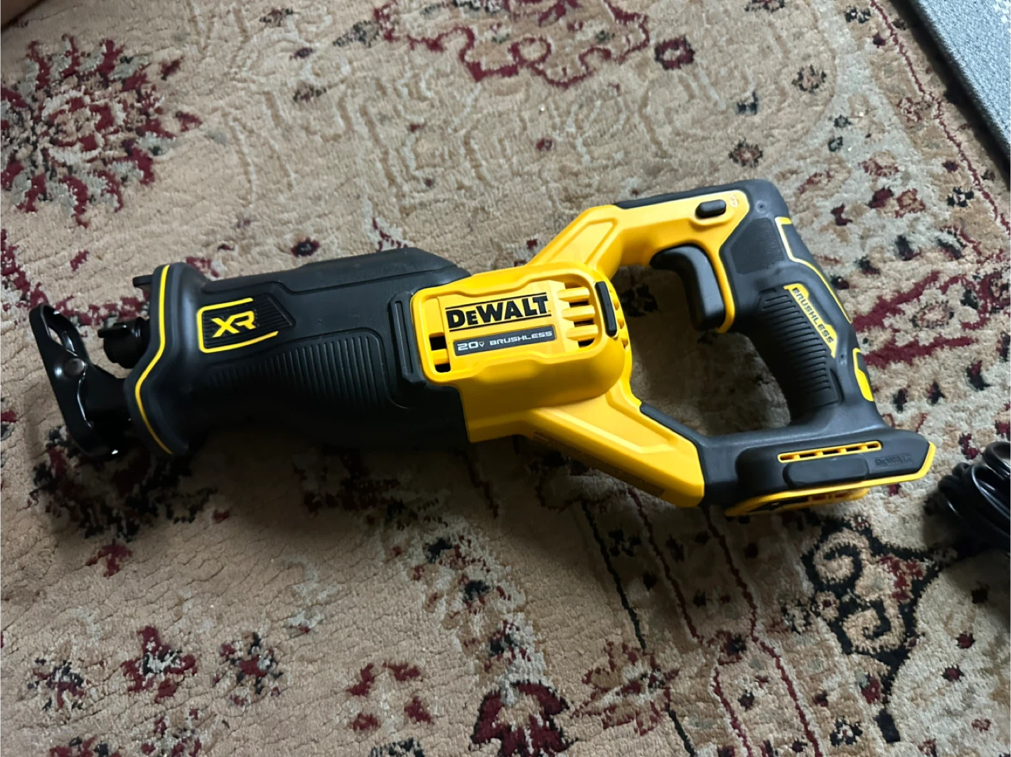 DEWALT DCS382 XR 20V Brushless Variable Speed Reciprocating Saw - photo 3