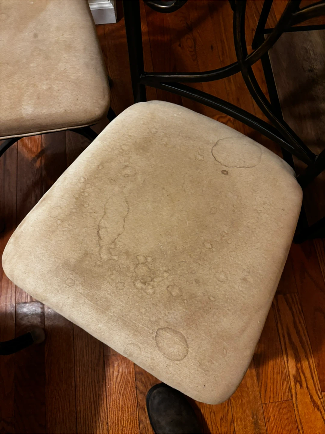 Round Glass Dining Table with 4 Chairs - photo 4
