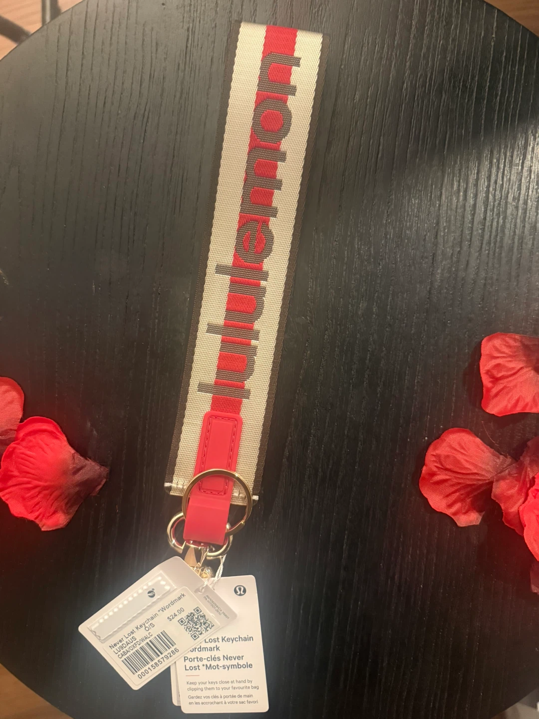 Lululemon Never Lost Keychain - photo 2