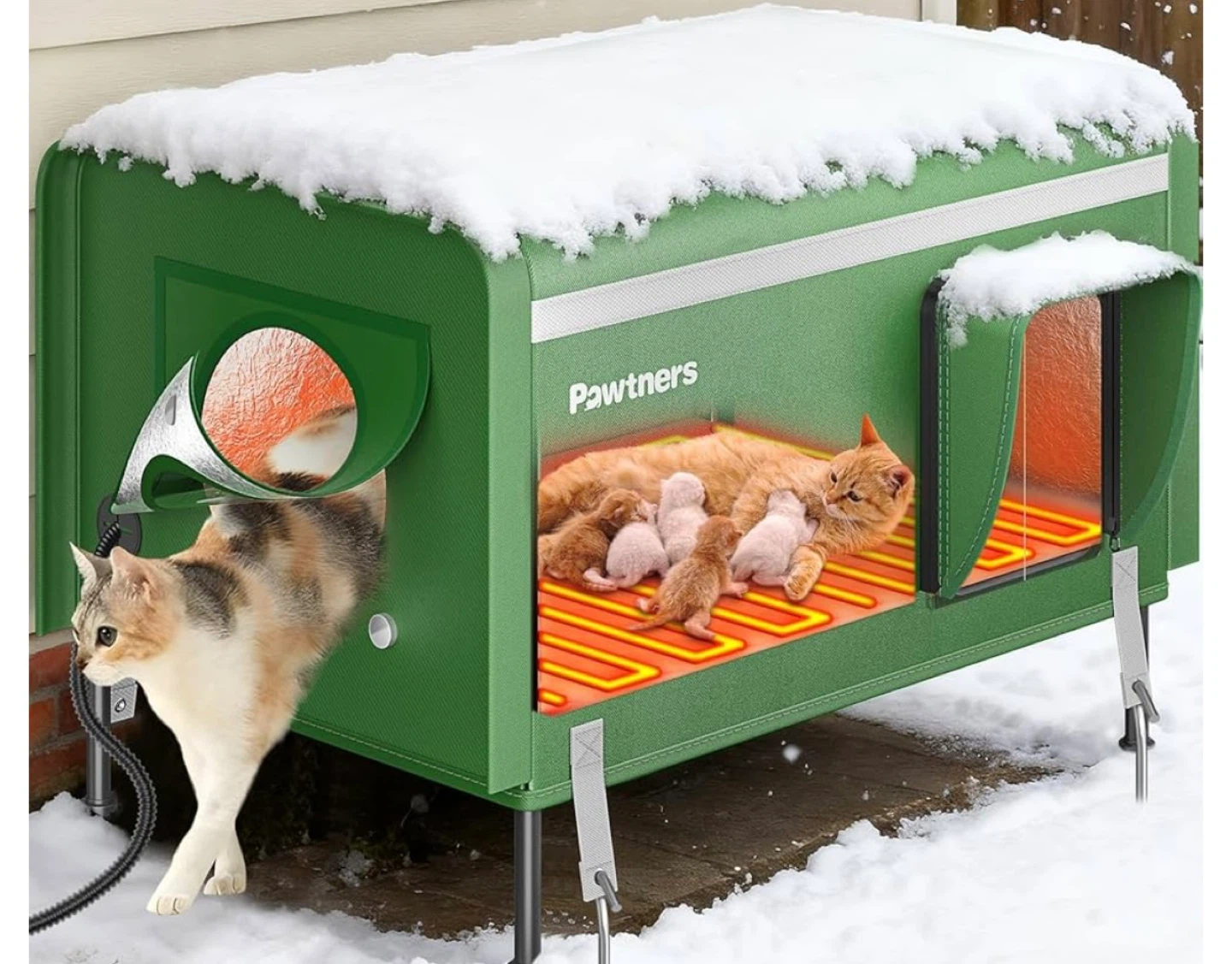 Pawtners Outdoor Heated Cat House