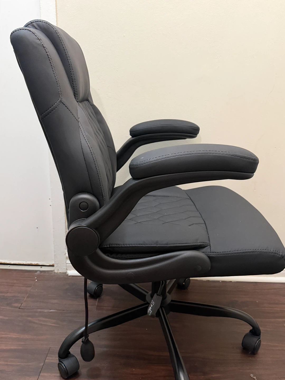 Brand New Ergonomic Office Chair - photo 3