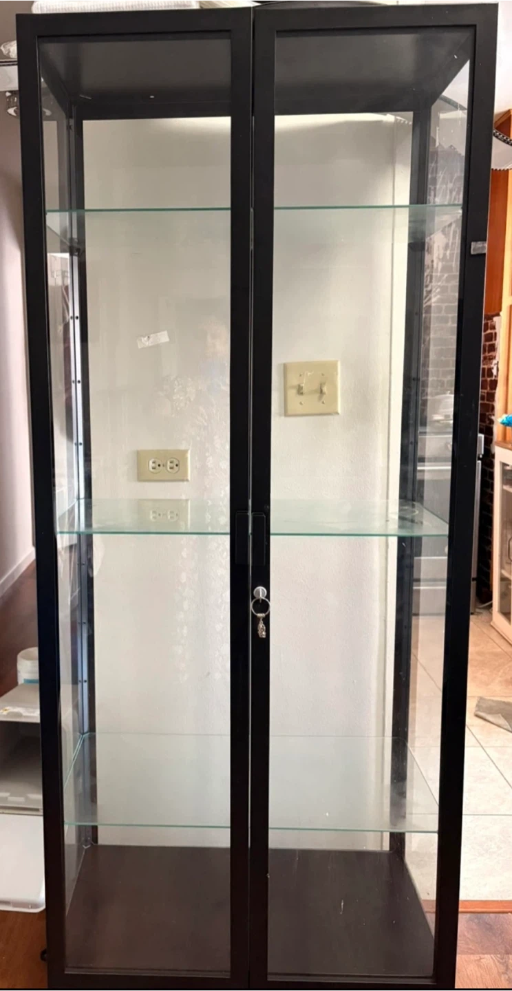Glass Display Cabinet IKEA - photo 2