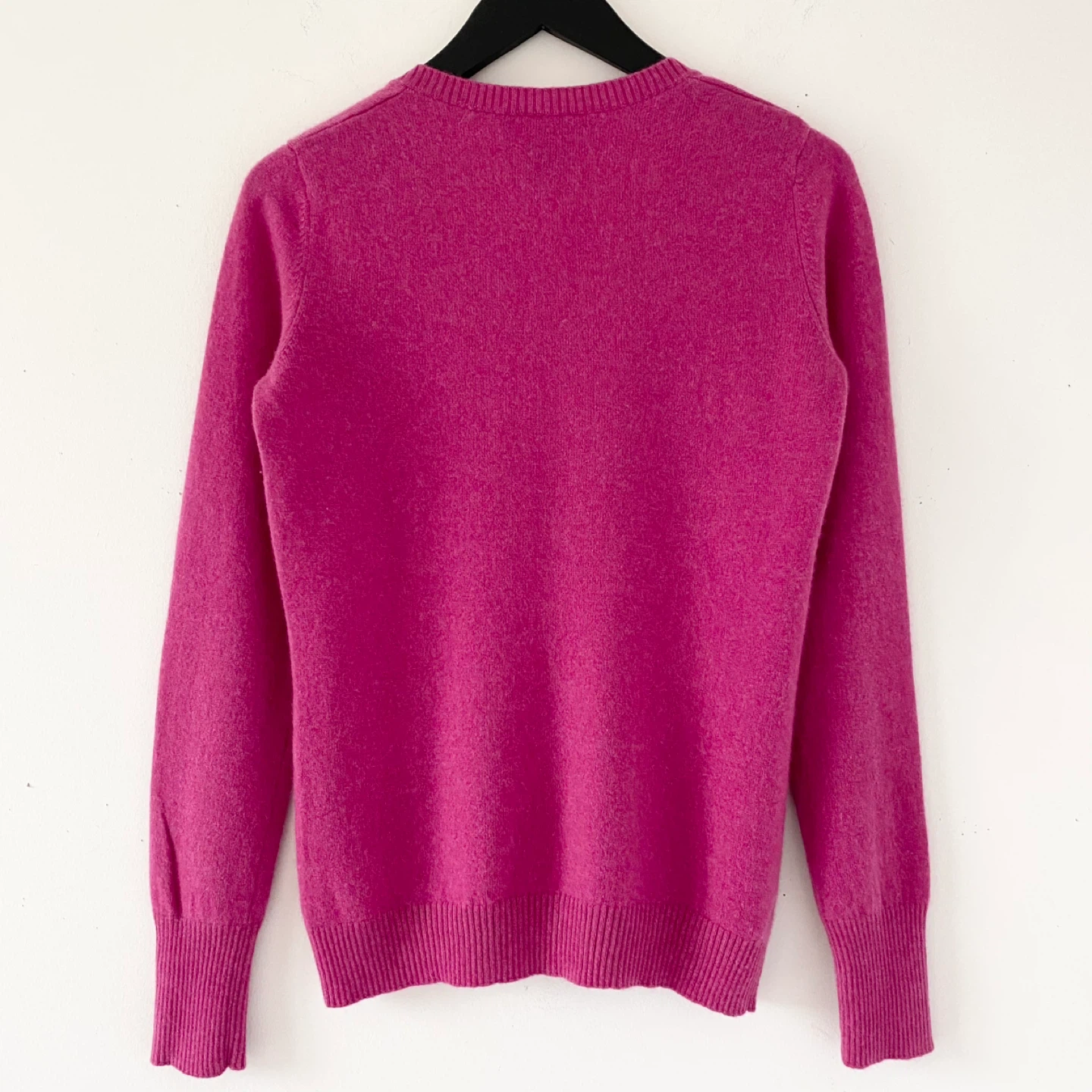 Kirkland 100% Cashmere Classic V-neck Sweater - photo 2