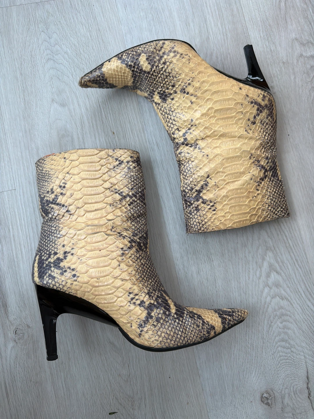 🥕Jeffrey Campbell Leather Snake Print Heeled Ankle Boots
