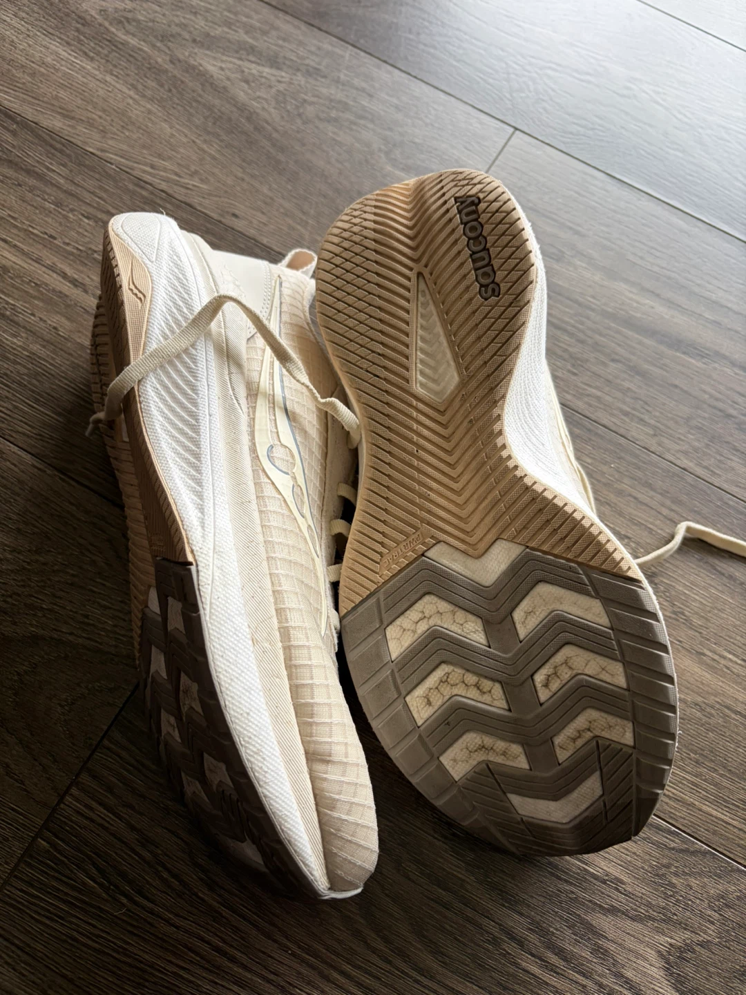 Saucony Running Shoes - Beige - photo 4