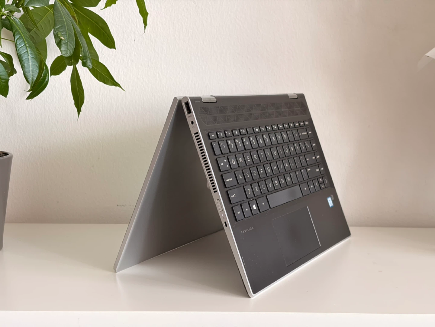 HP Pavilion x360 Convertible 14m Laptop — Core i3 / 8GB / 256GB - photo 5