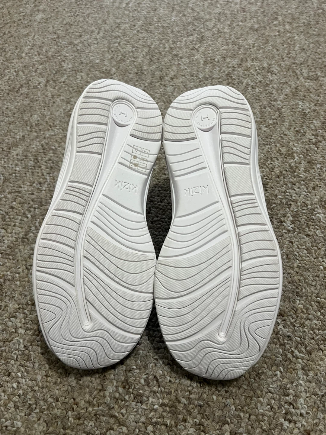 Kizik White Mesh Sneakers - photo 4