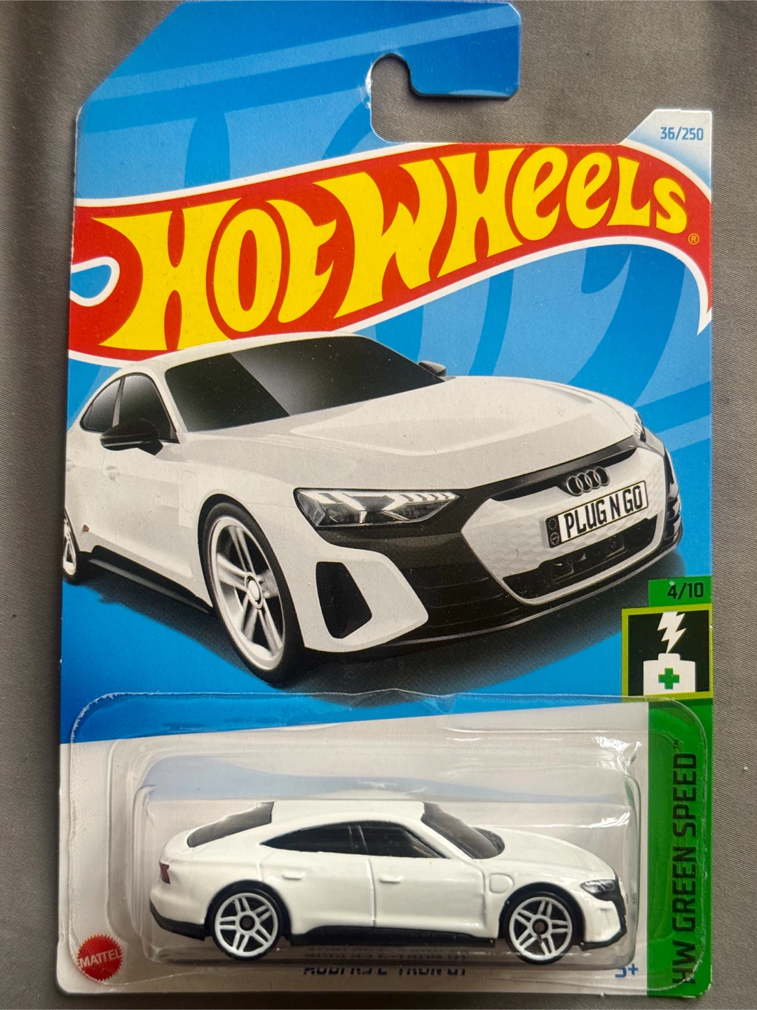 Hot Wheels Audi RS e-tron GT 1/64 Diecast car