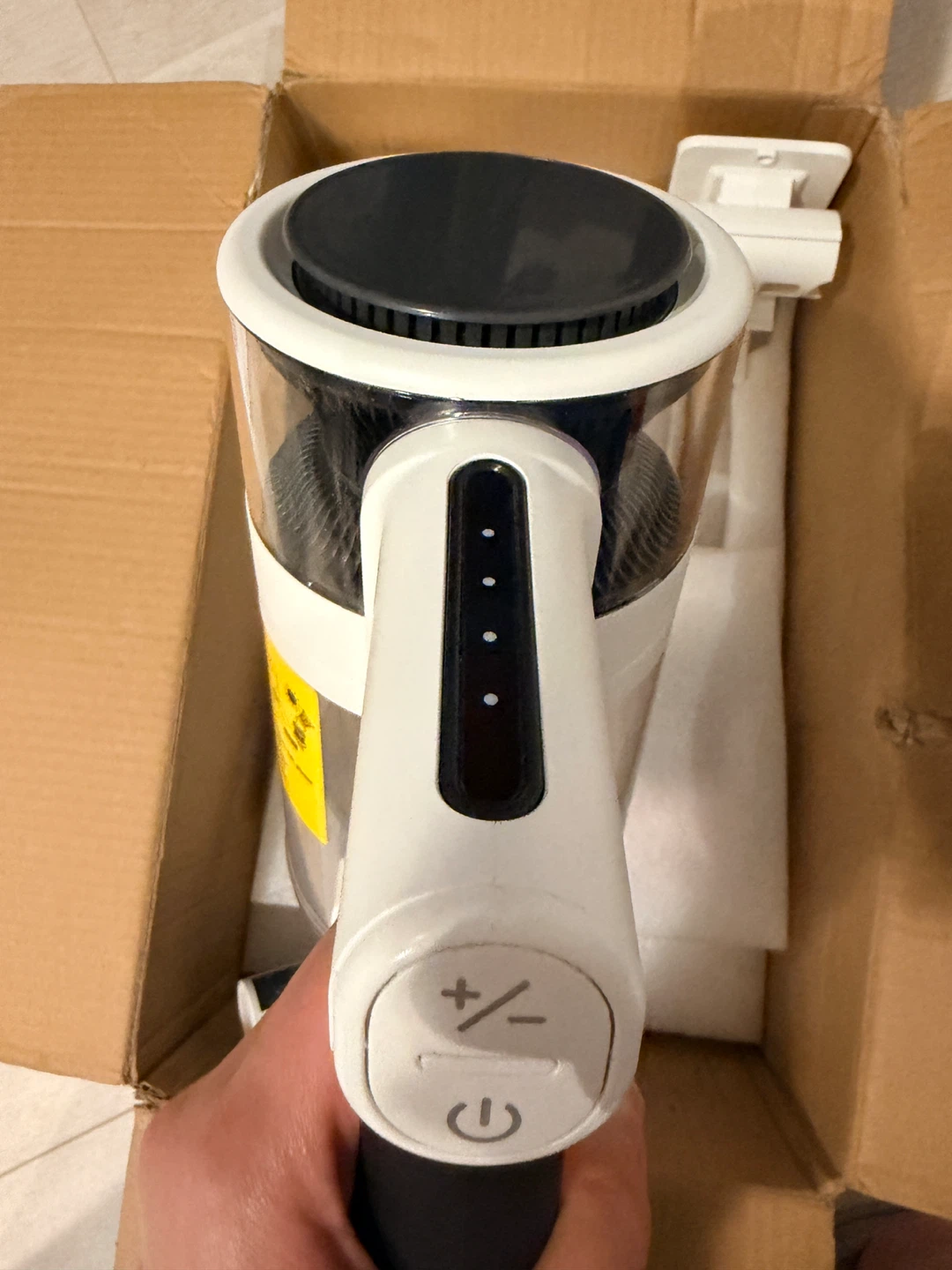 Cordless Vacuum Cleaner Model P11 - photo 2