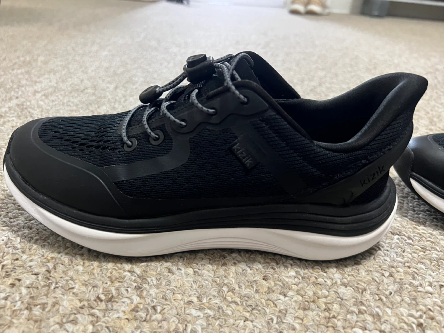 Kizik Black Mesh Athletic Shoes - photo 2