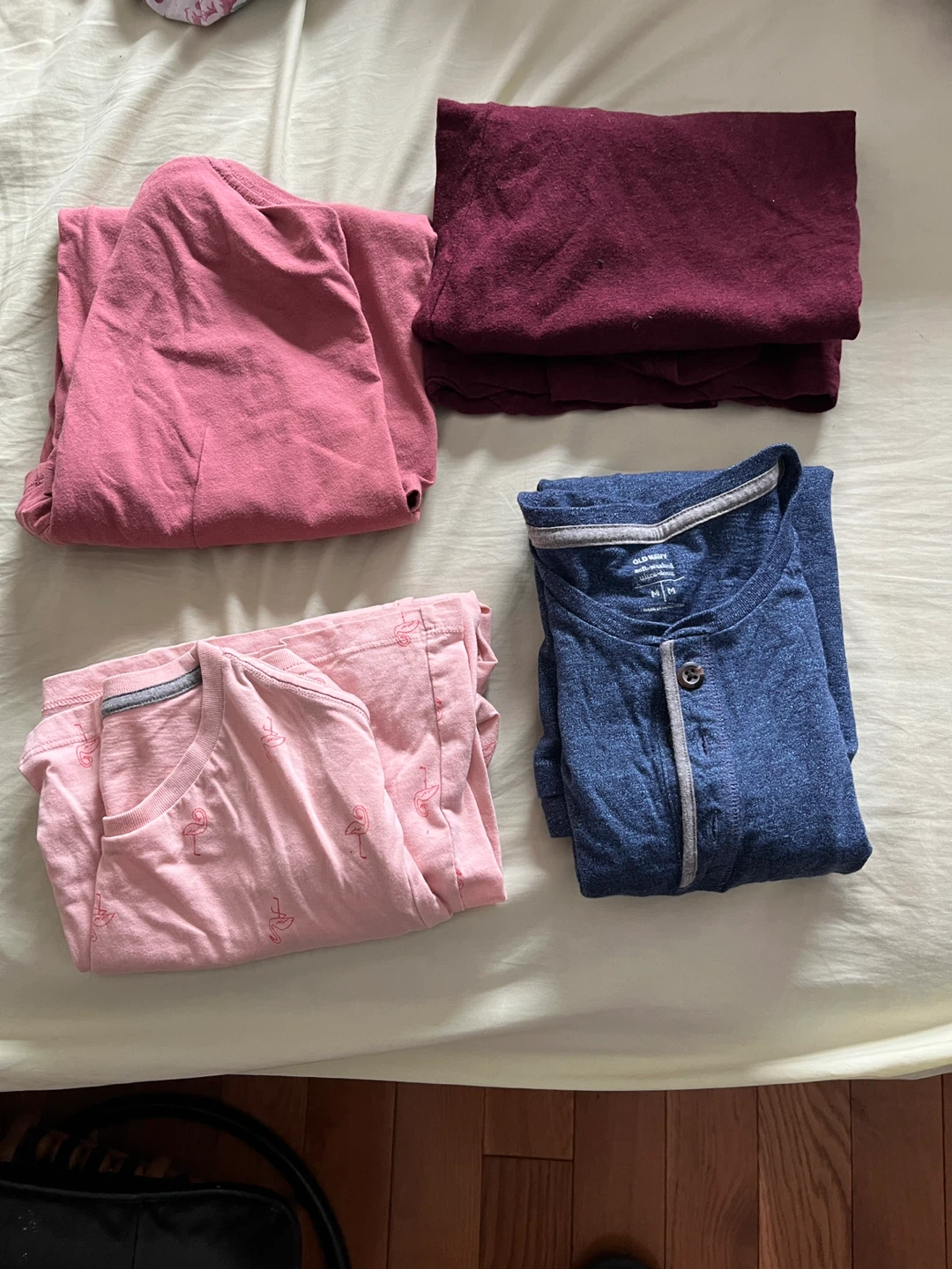 Old Navy 4-Piece Toddler T-Shirt Bundle