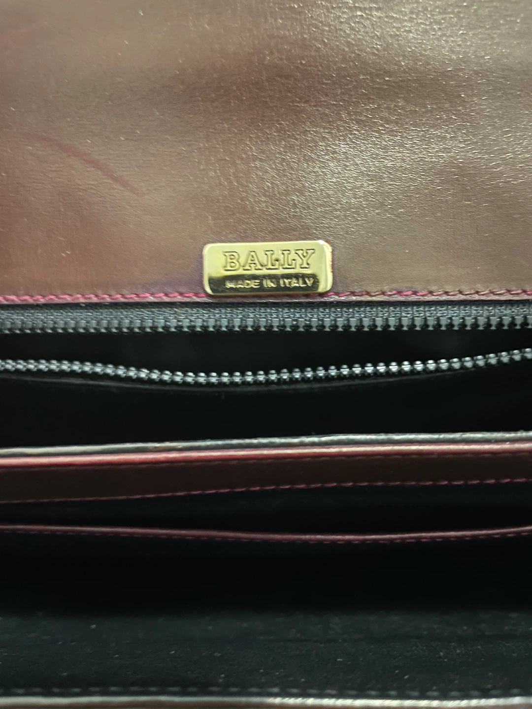 Bally Leather Handbag - Burgundy - photo 4