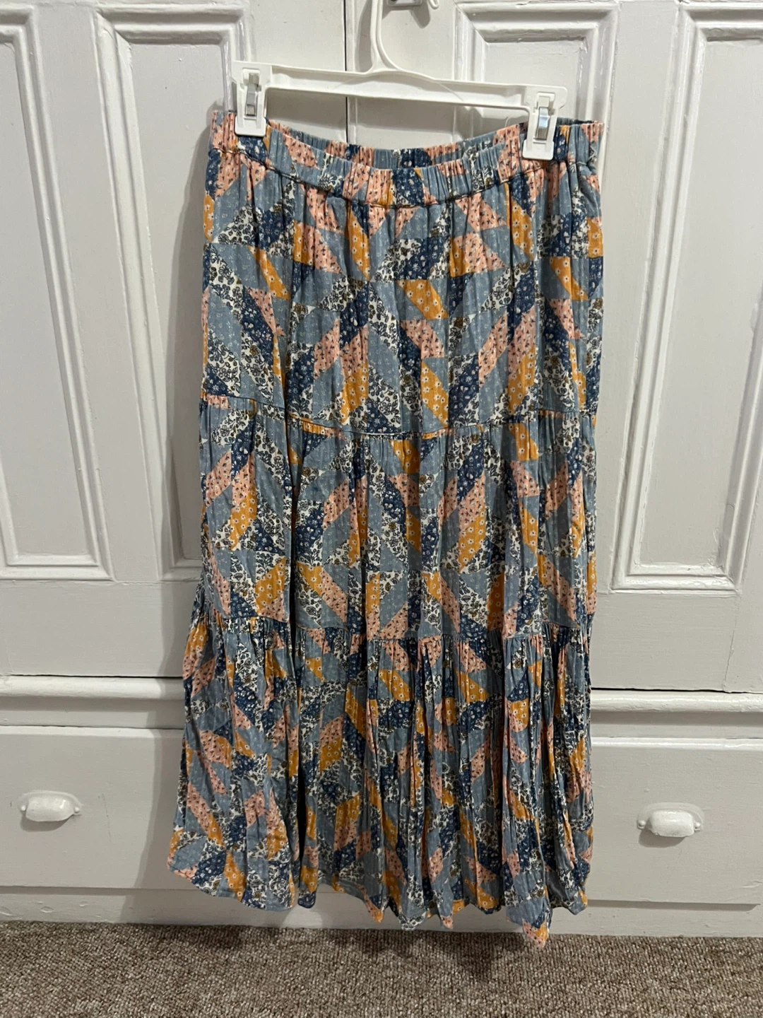 American Eagle Tiered Maxi Skirt - Size L