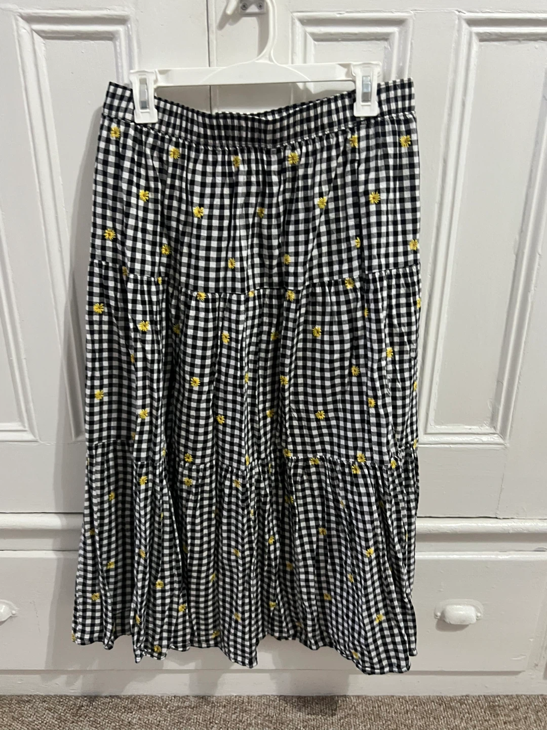 Old Navy Black Gingham Embroidered Skirt