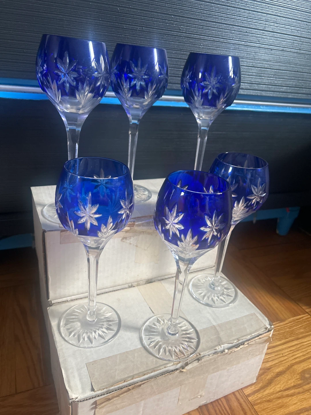 Set of 6 Cobalt Blue Crystal Wine Glasses - photo 2