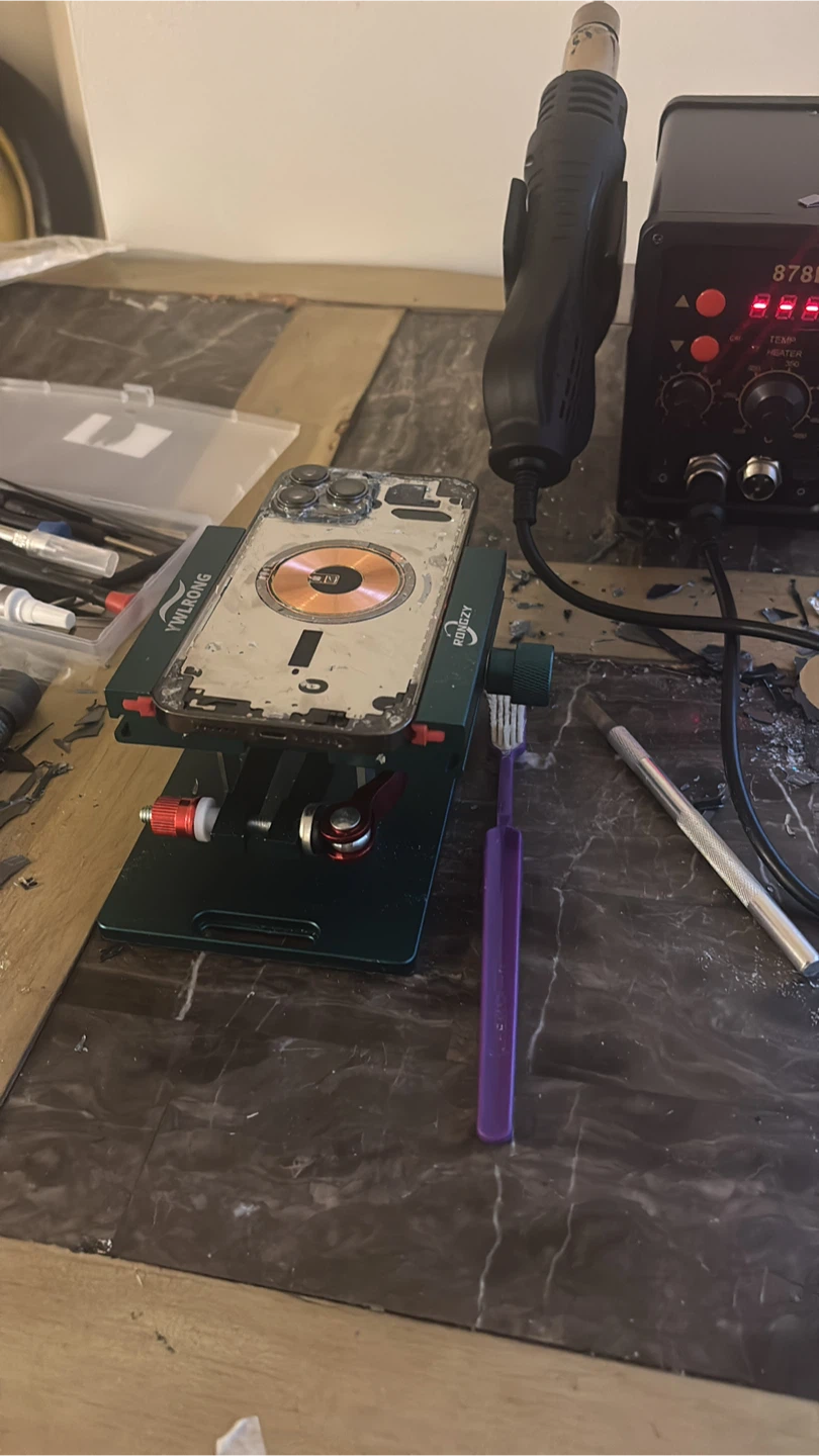 Any phone repair and back glass replacement at your door step. - photo 5