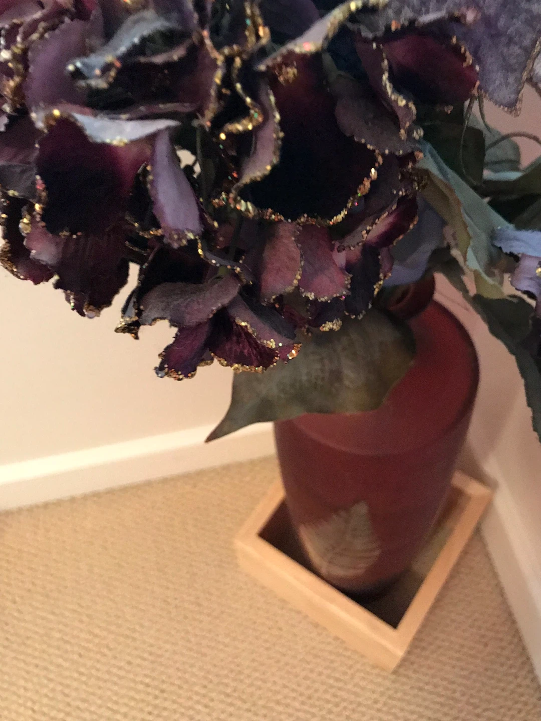 Flower Arrangement with beautiful glass Vase - photo 4