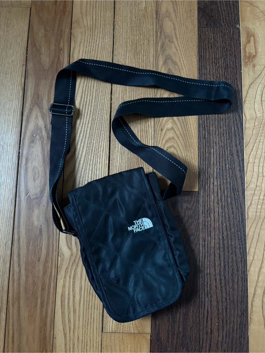 The North Face TNF Black Quilted Crossbody Bag mec acg - photo 2