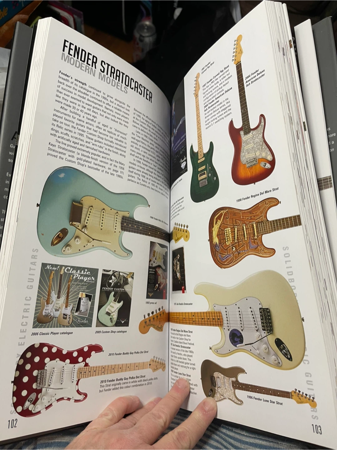 The Ultimate Guitar Sourcebook by Tony Bacon 🥕 - photo 5