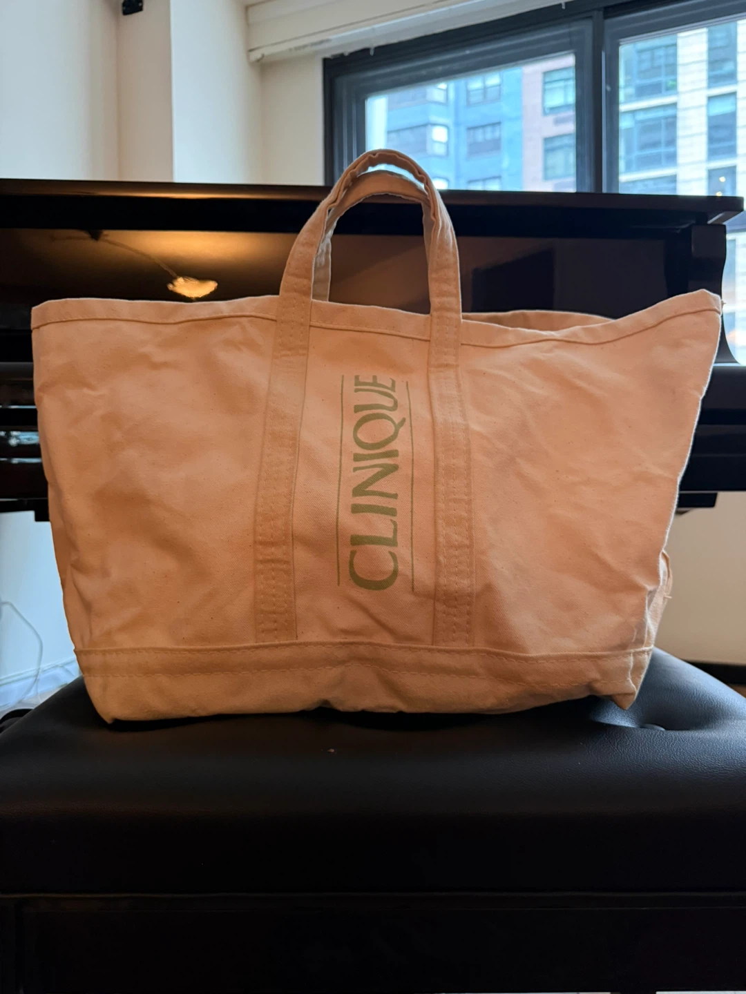 Clinique VIntage Canvas Tote Bag 🥕