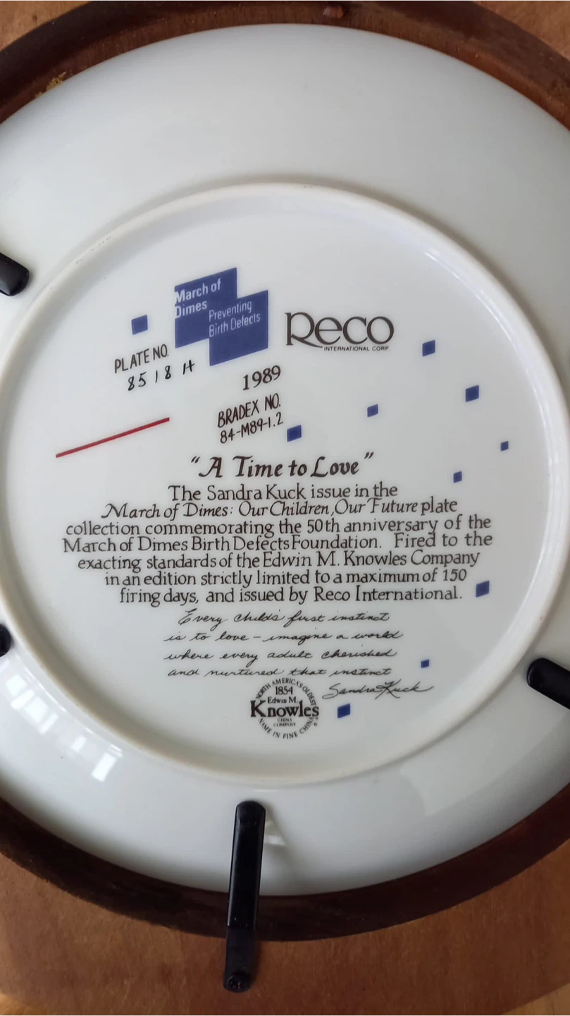 Reco International Corp "A Time to Love" Collector Plate - photo 2