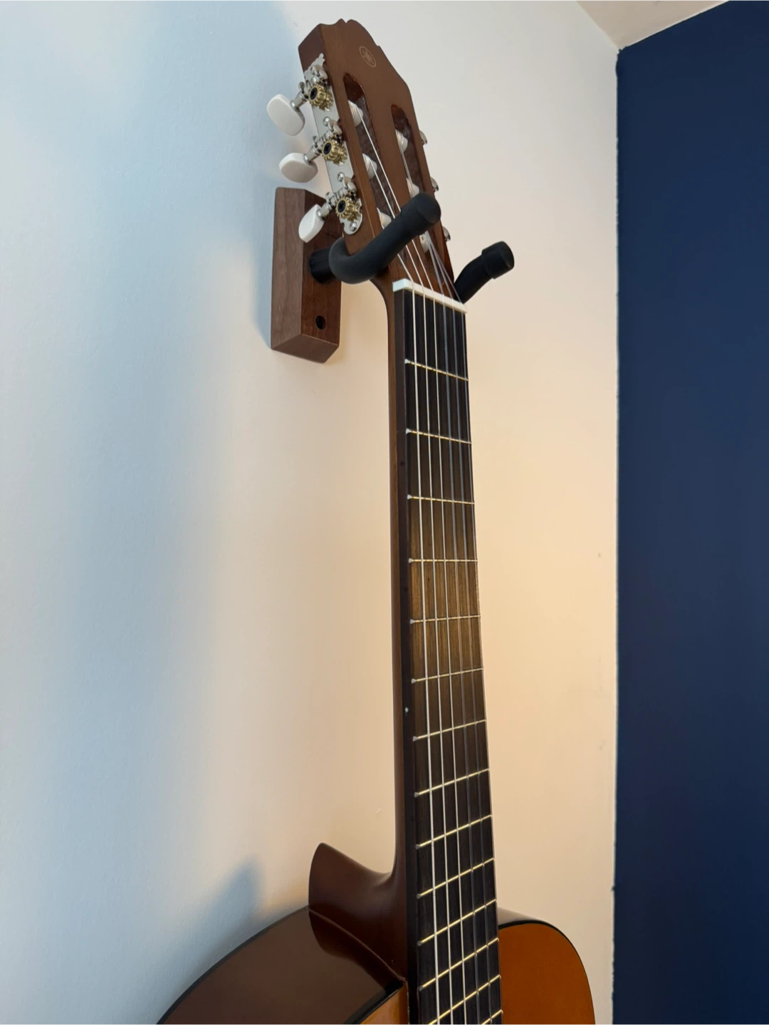 Yamaha C40 Classical Guitar - photo 3