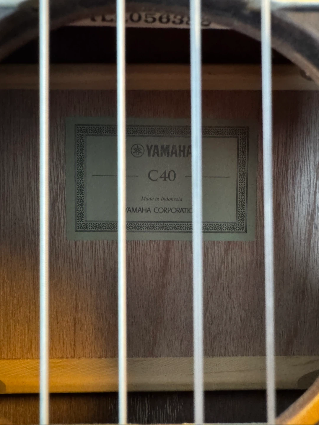 Yamaha C40 Classical Guitar - photo 4