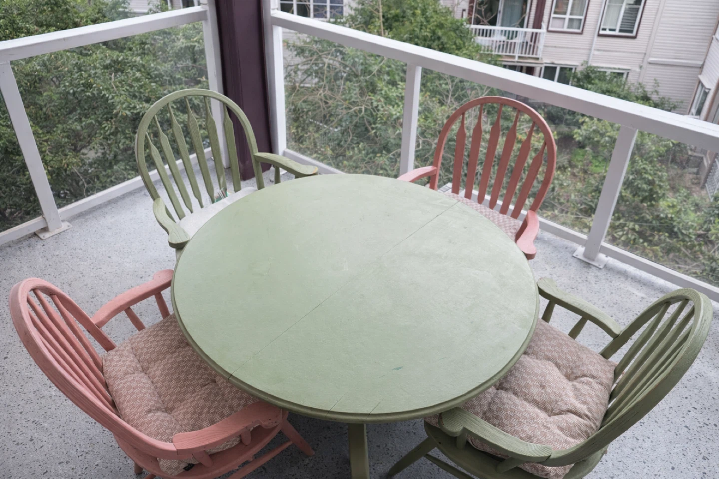 Round Table and Four Chairs Set - photo 2