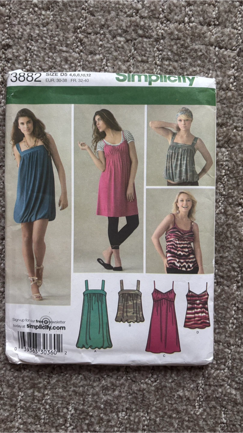 Simplicity Sewing Pattern for Sizes (4-12) Knit Dresses Tops