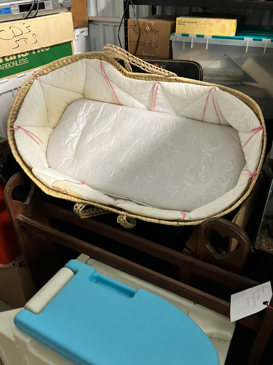 Woven Moses Basket with Padded Interior