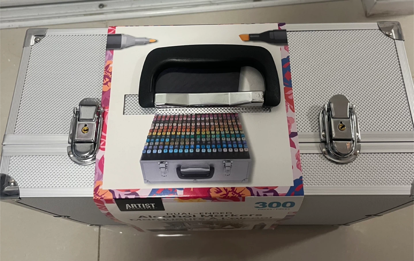 Artist Concepts 300 Dual-Ended Alcohol Markers Set with Case - photo 3