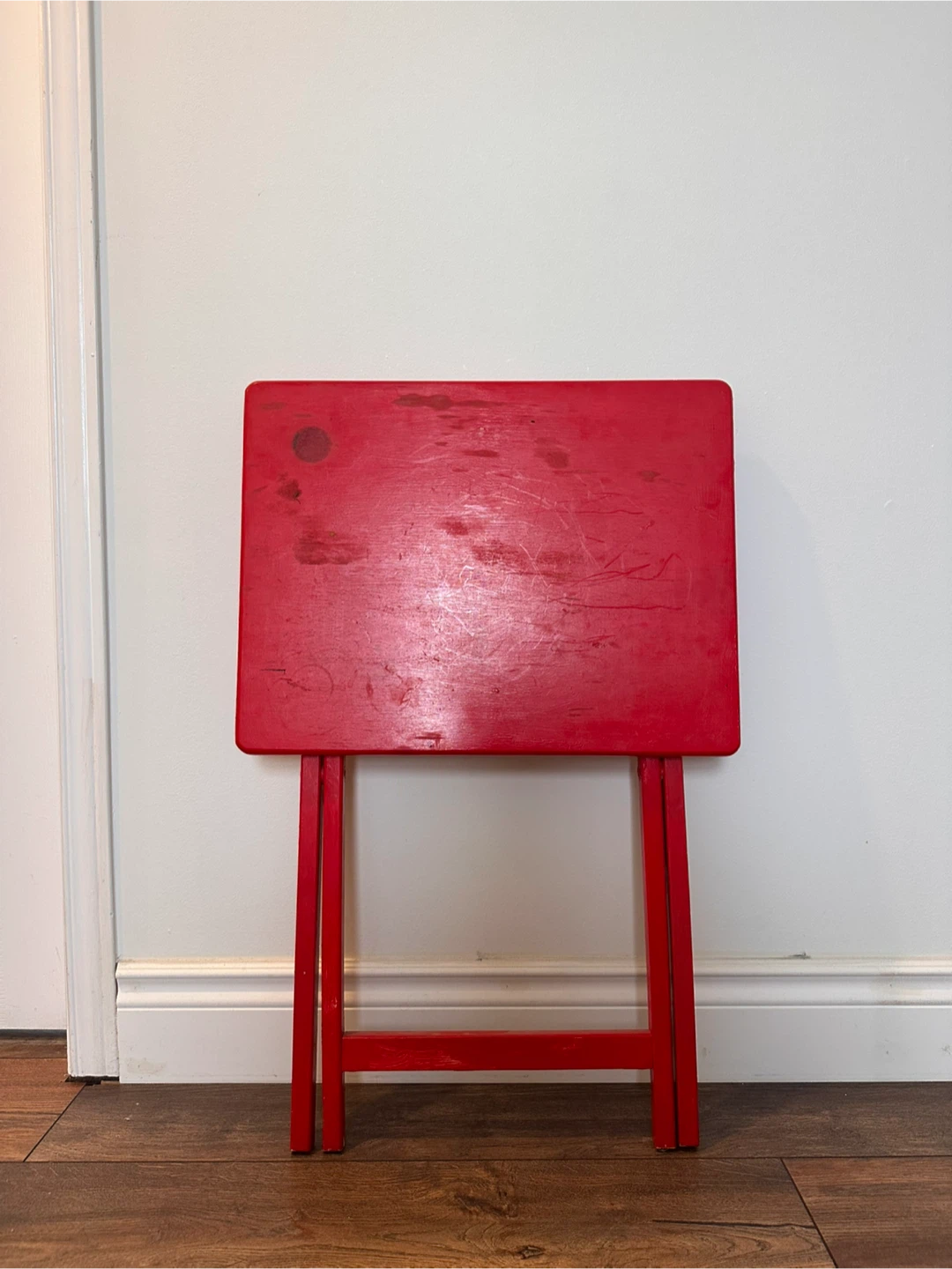 Foldable hand-painted wooden stool